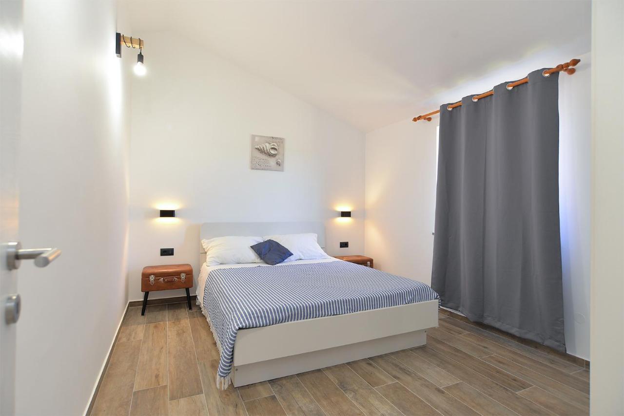 Apartments Elizabeta 1701 Fažana Kültér fotó