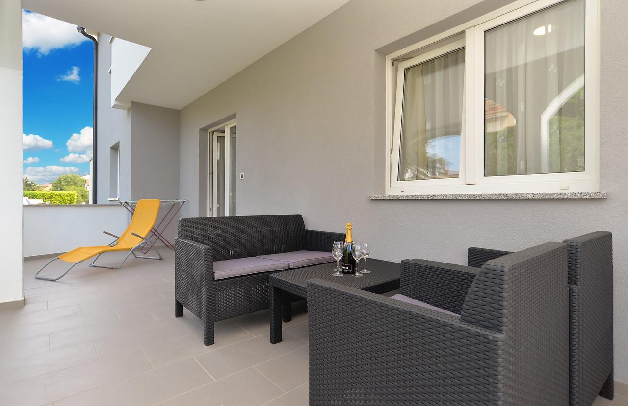 Apartments Elizabeta 1701 Fažana Kültér fotó