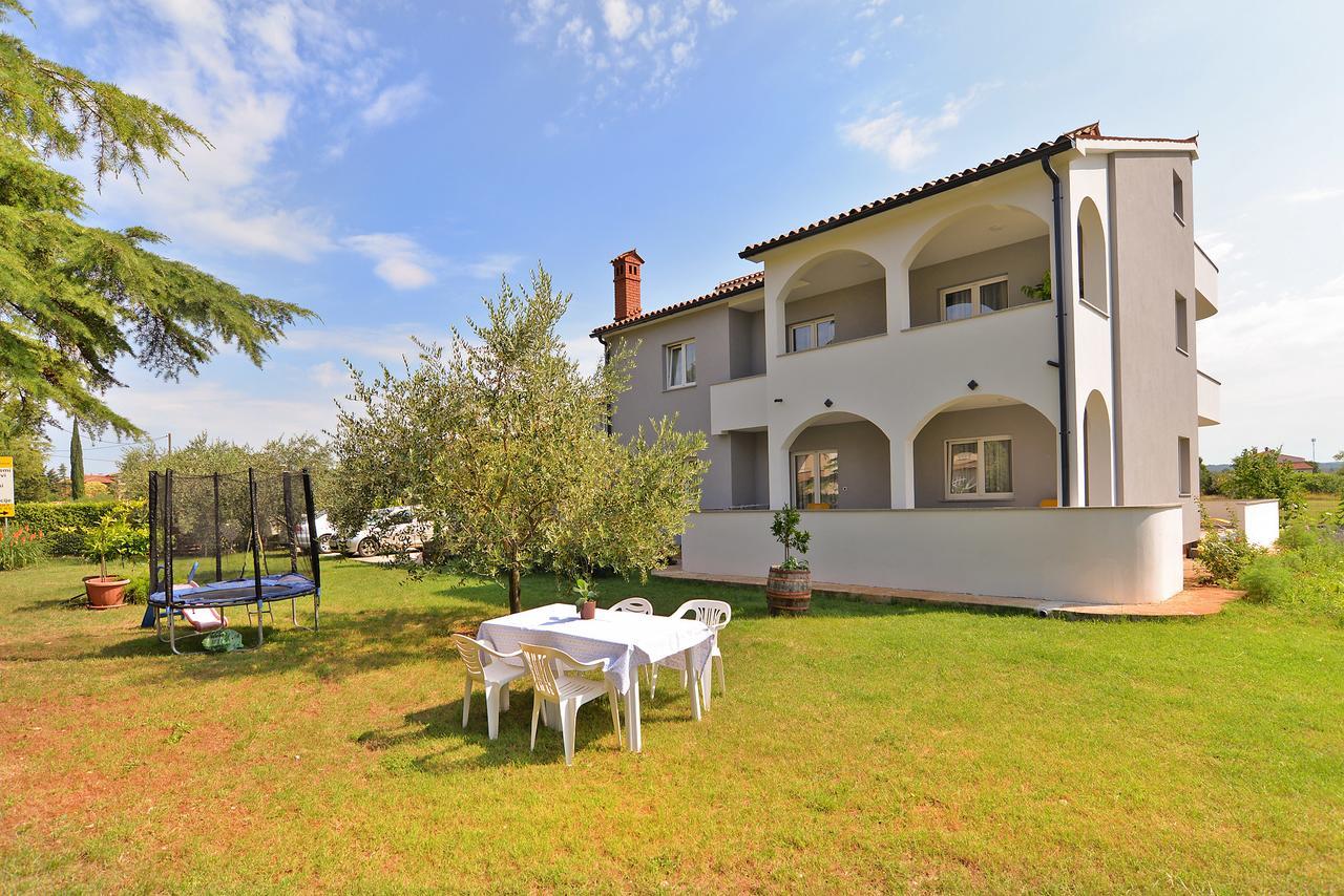 Apartments Elizabeta 1701 Fažana Kültér fotó