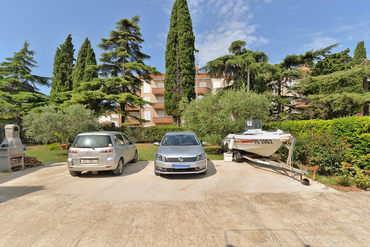 Apartments Elizabeta 1701 Fažana Kültér fotó