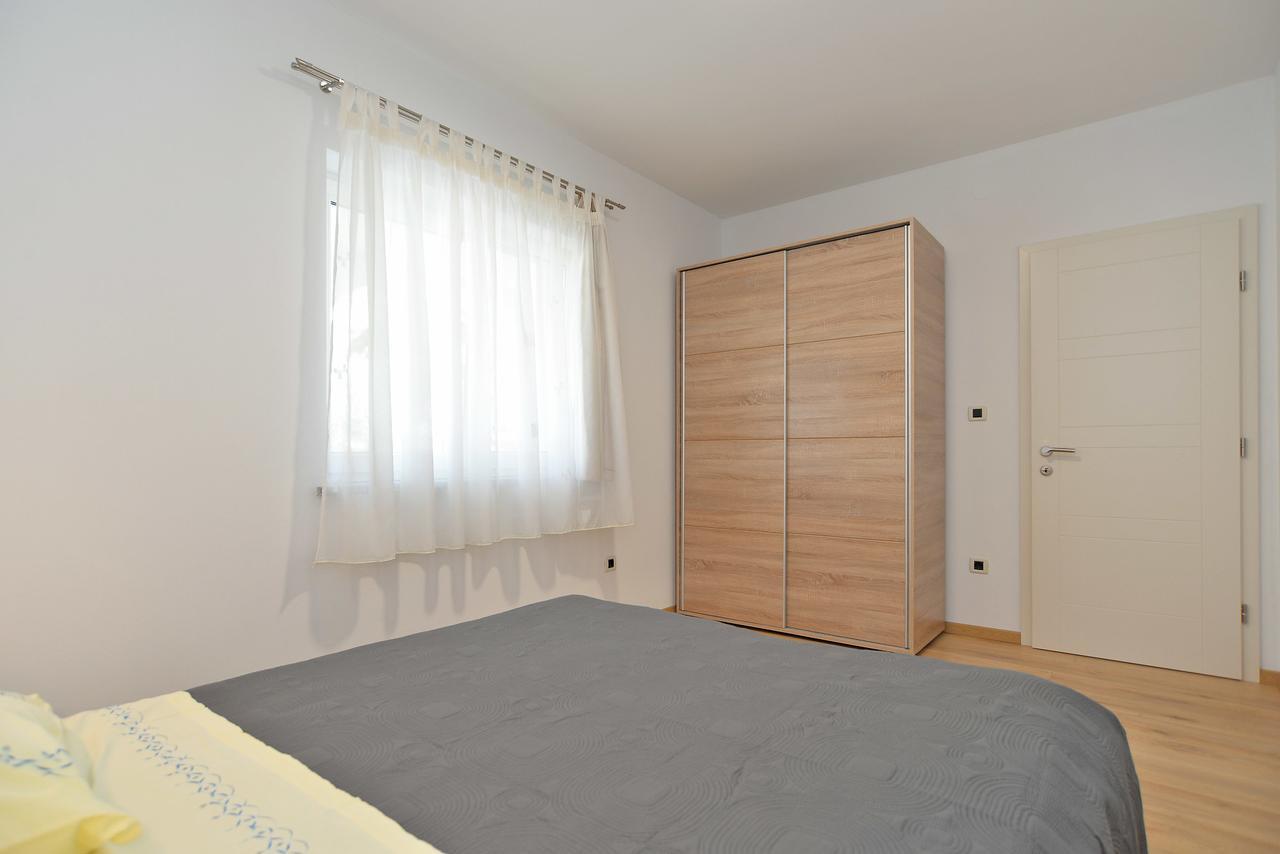 Apartments Elizabeta 1701 Fažana Kültér fotó