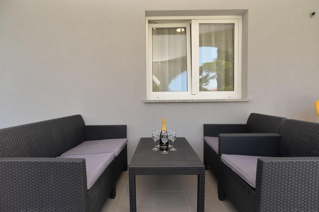 Apartments Elizabeta 1701 Fažana Kültér fotó