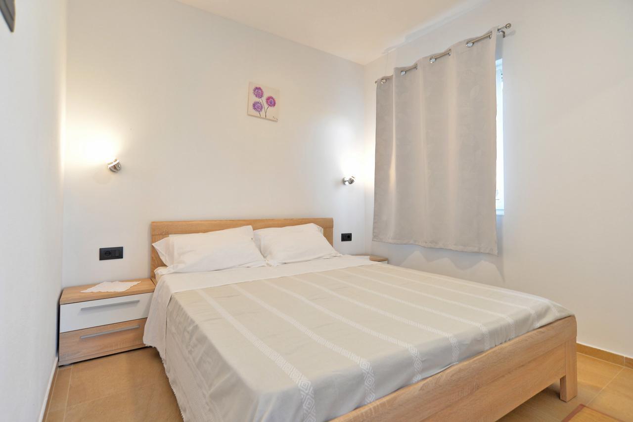 Apartments Elizabeta 1701 Fažana Kültér fotó